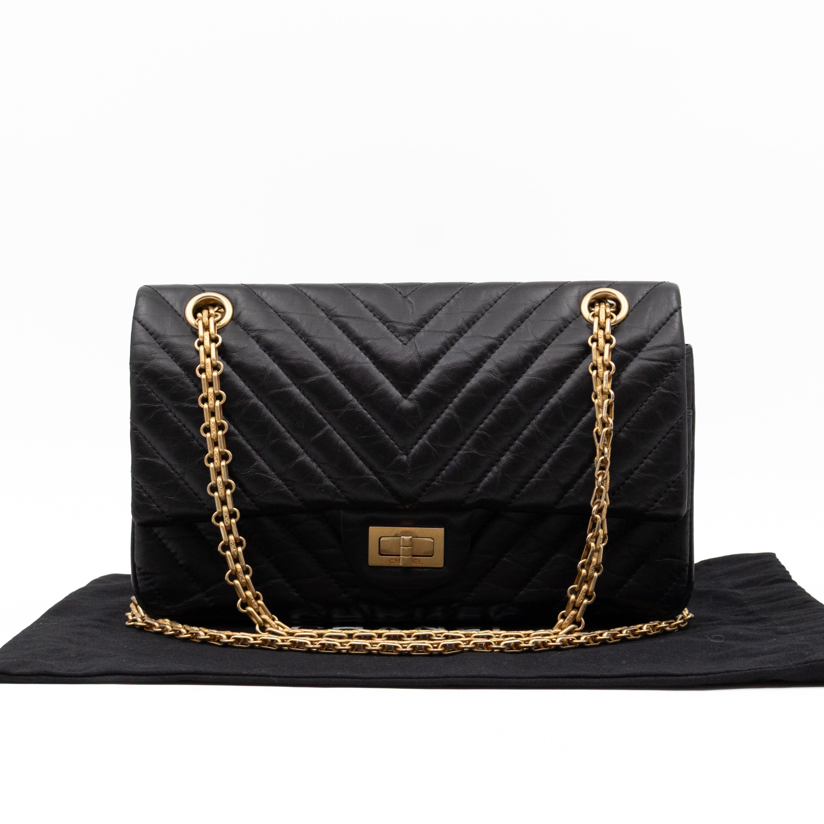 2.55 Reissue 225 Double Flap Bag Chevron Black Leather