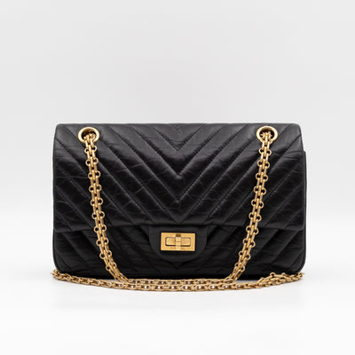 2.55 Reissue 225 Double Flap Bag Chevron Black Leather