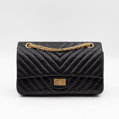 2.55 Reissue 225 Double Flap Bag Chevron Black Leather