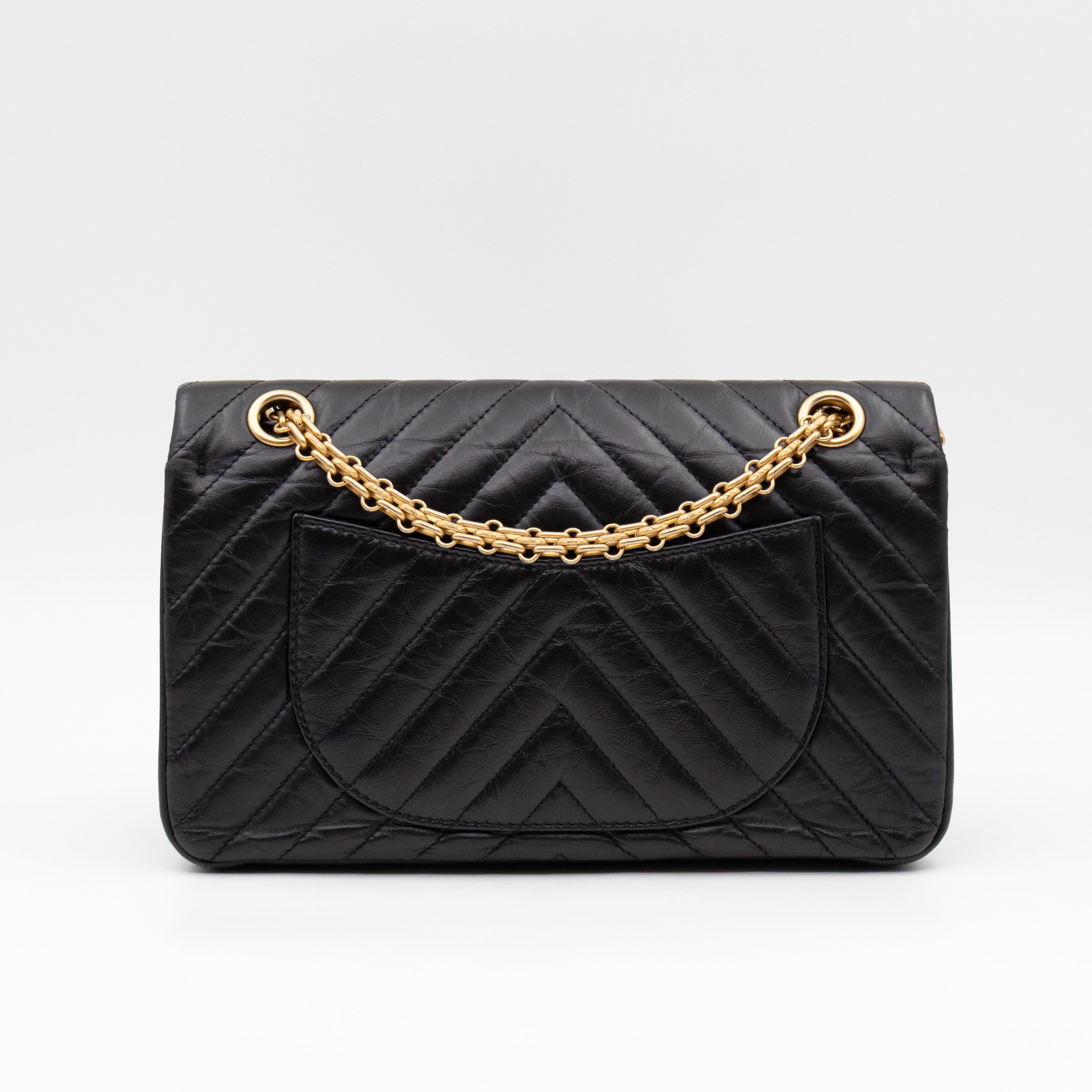 2.55 Reissue 225 Double Flap Bag Chevron Black Leather