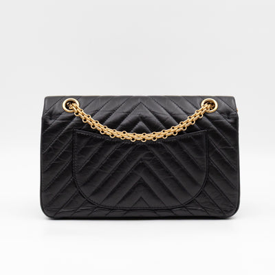 2.55 Reissue 225 Double Flap Bag Chevron Black Leather