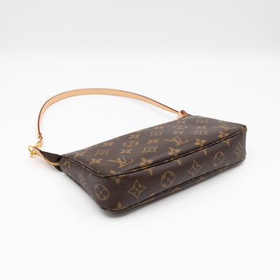 Pochette Accessoires Monogram