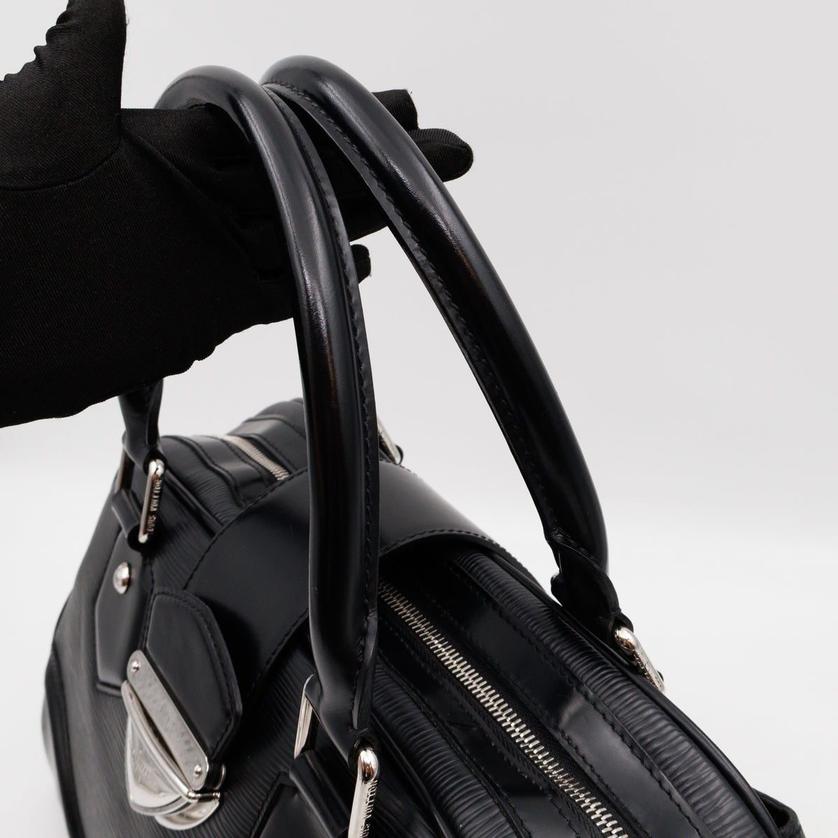 Montaigne Bowling Bag GM Black Epi Leather