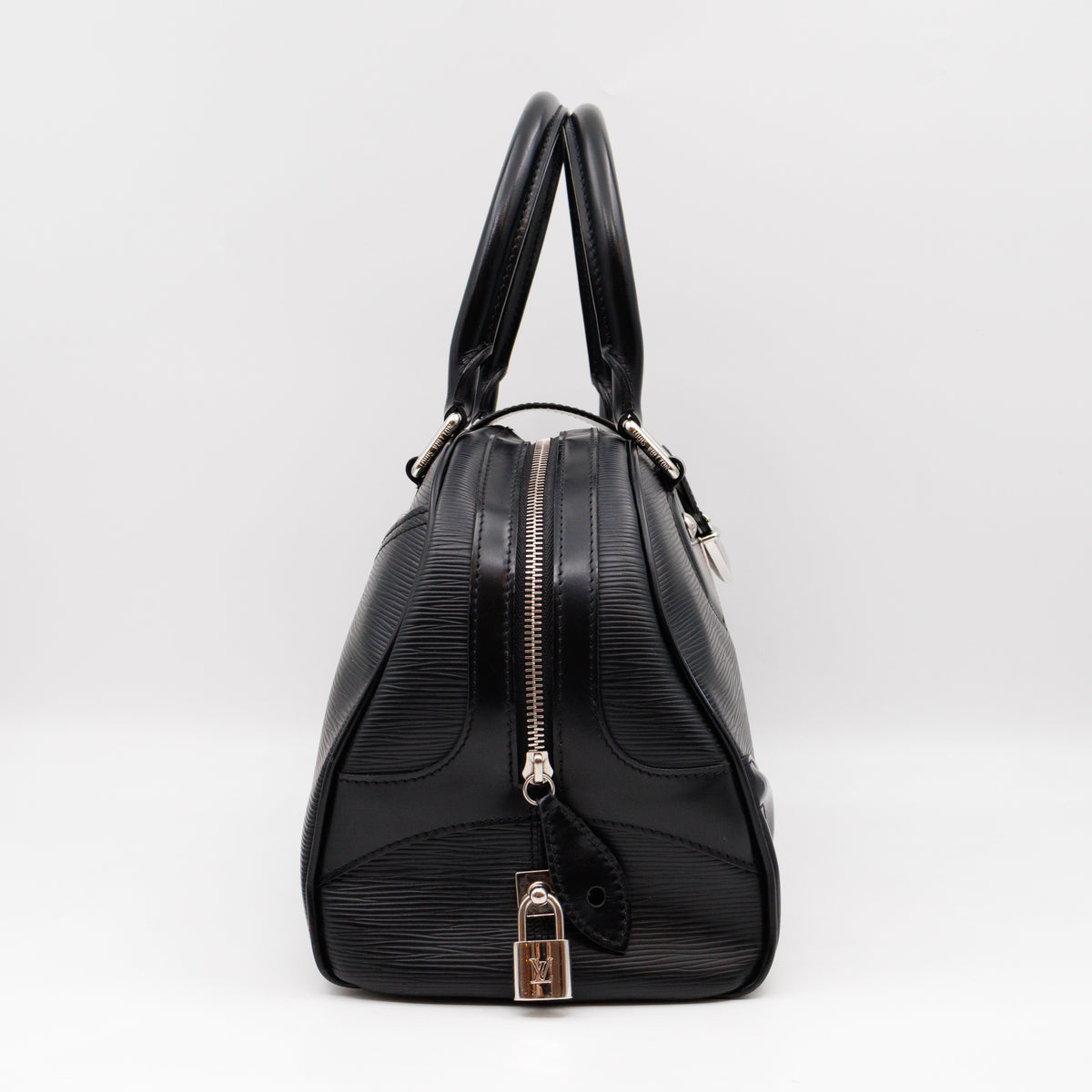 Montaigne Bowling Bag GM Black Epi Leather