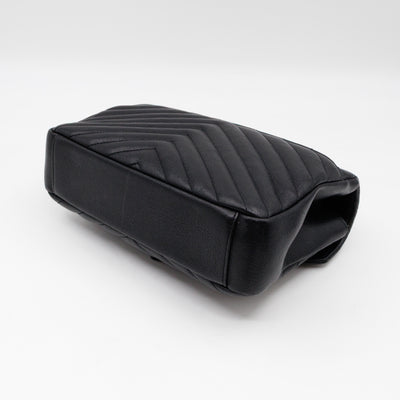 College Medium Chevron Quilted Black Leather
