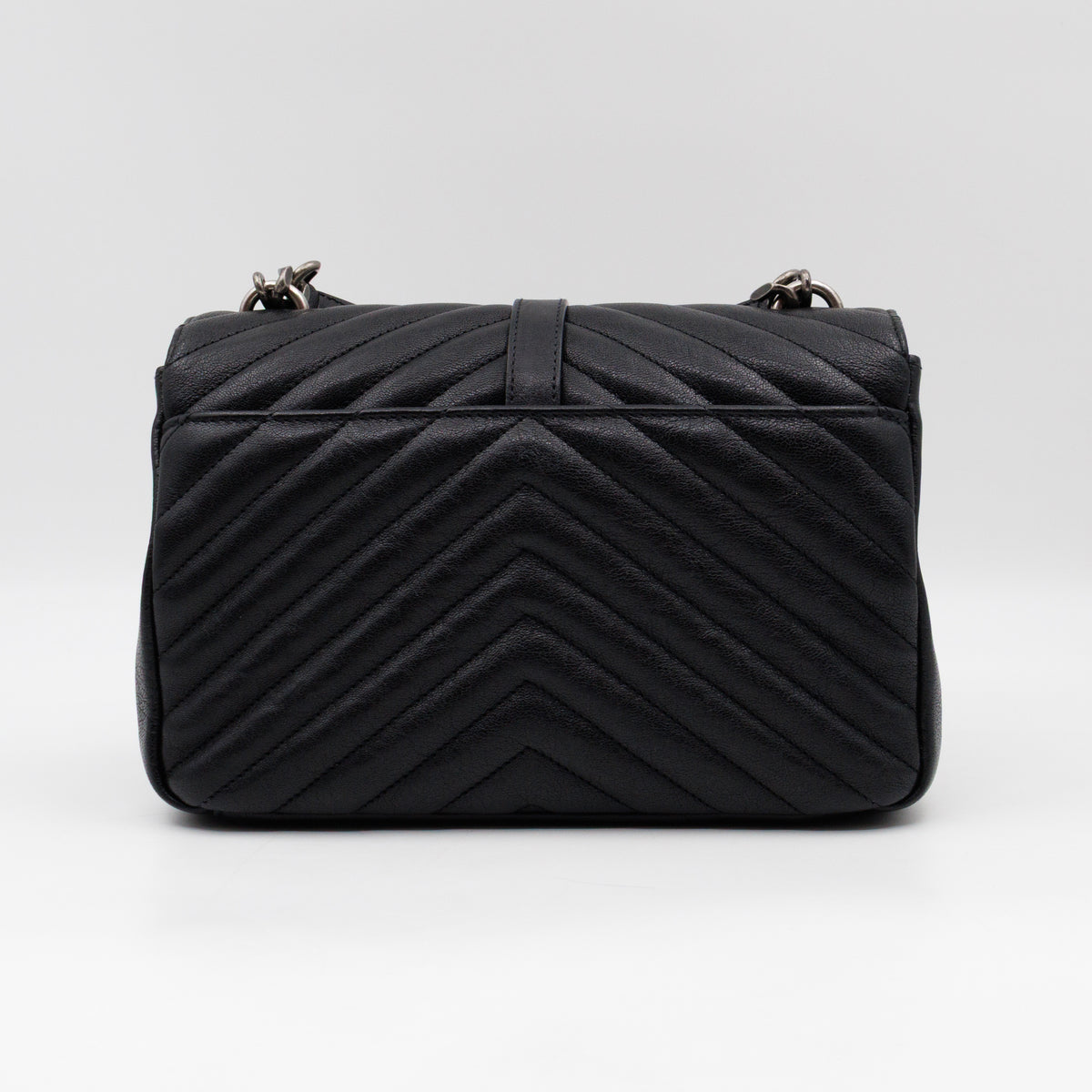 College Medium Chevron Quilted Black Leather