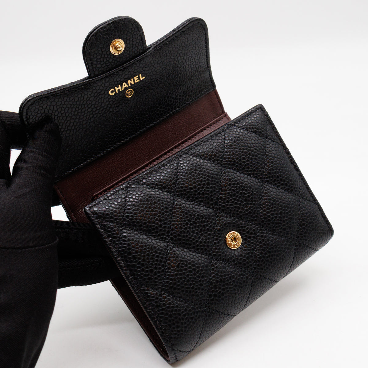 Small Classic Flap Wallet Black Caviar Gold