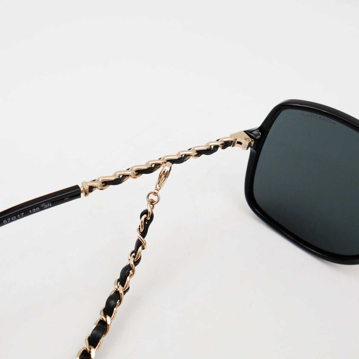 Square Sunglasses With Chanel Chain