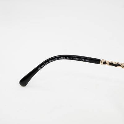 Square Sunglasses With Chanel Chain