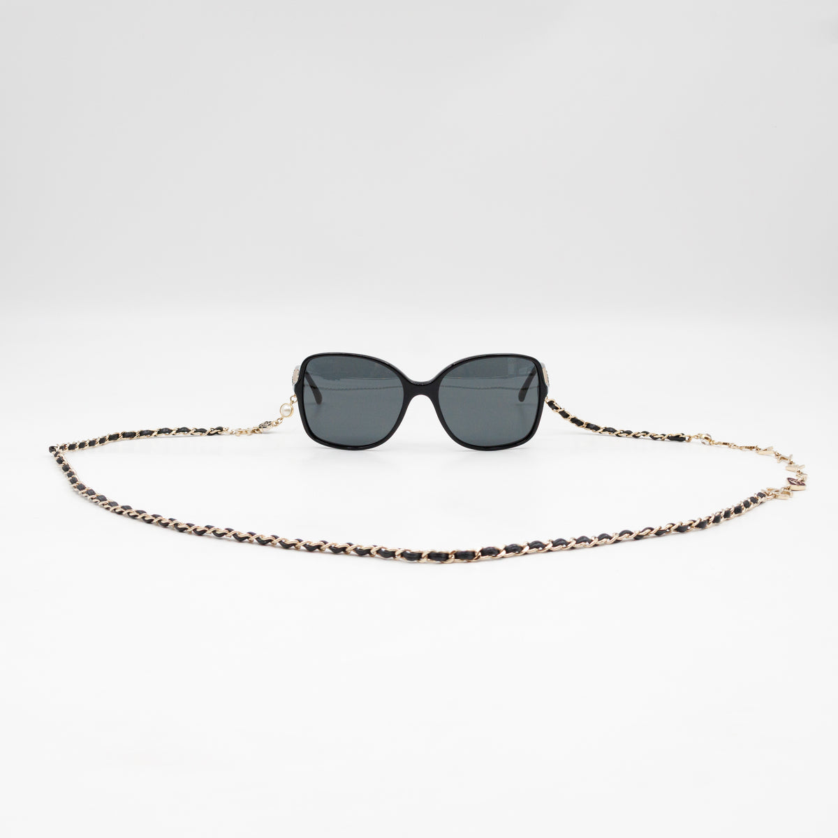 Square Sunglasses With Chanel Chain