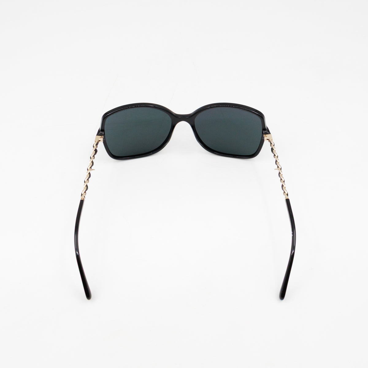 Square Sunglasses With Chanel Chain