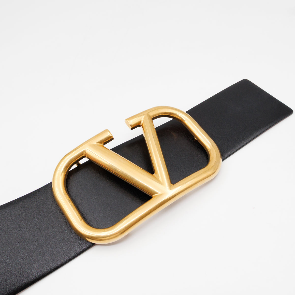 VLogo Signature Wide Reversible Belt Black & Red Leather 90 cm