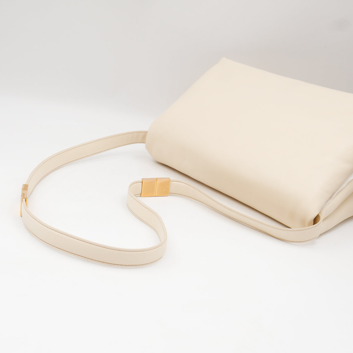 Prisma Large Shoulder Bag White Leather