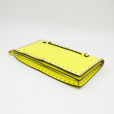 Rockstud Flap Clutch Neon Yellow Leather