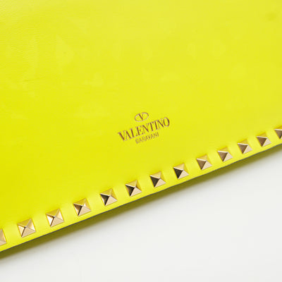 Rockstud Flap Clutch Neon Yellow Leather