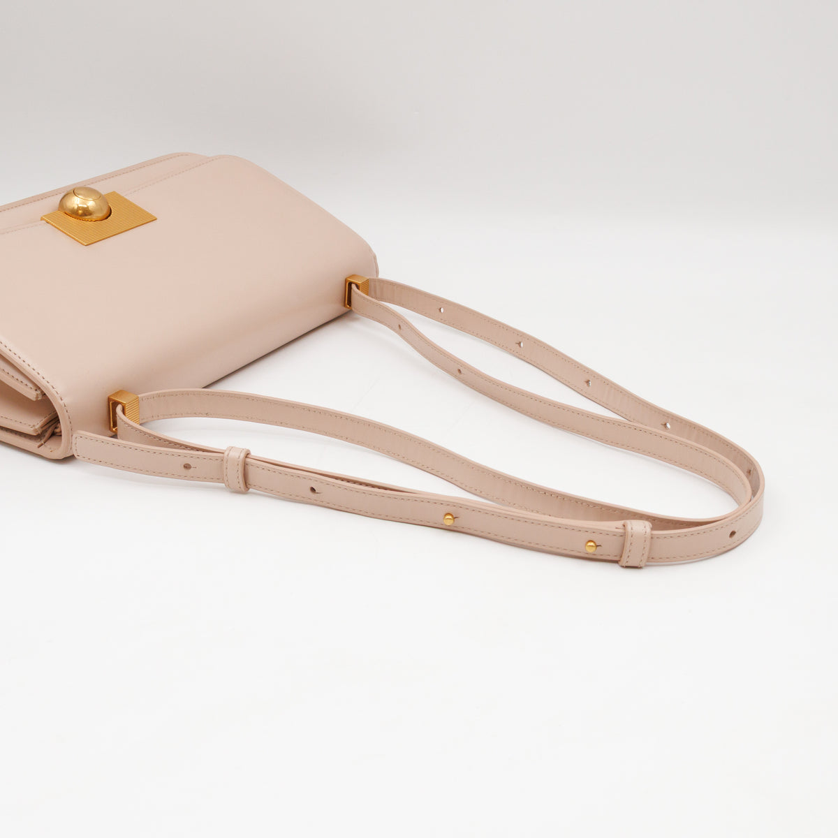 Classic Small Ronde Bag Beige Spazzolato Calfskin Leather