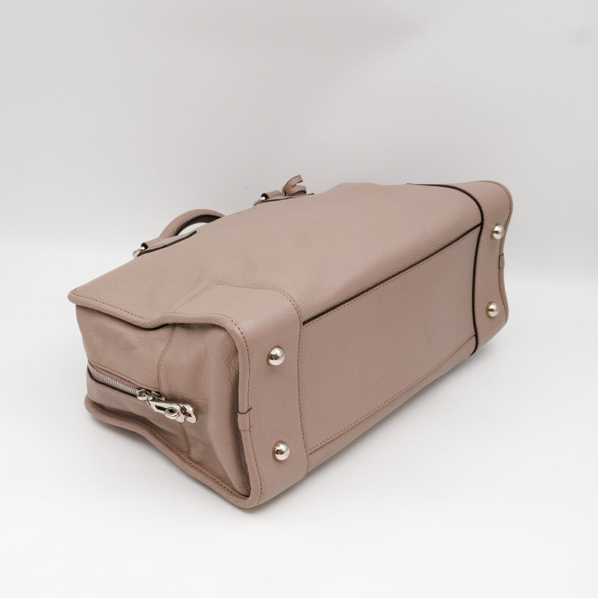 Amazona 36 Handbag Taupe Leather