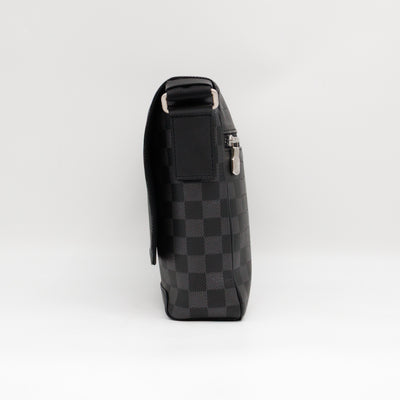 District PM Damier Infini Onyx
