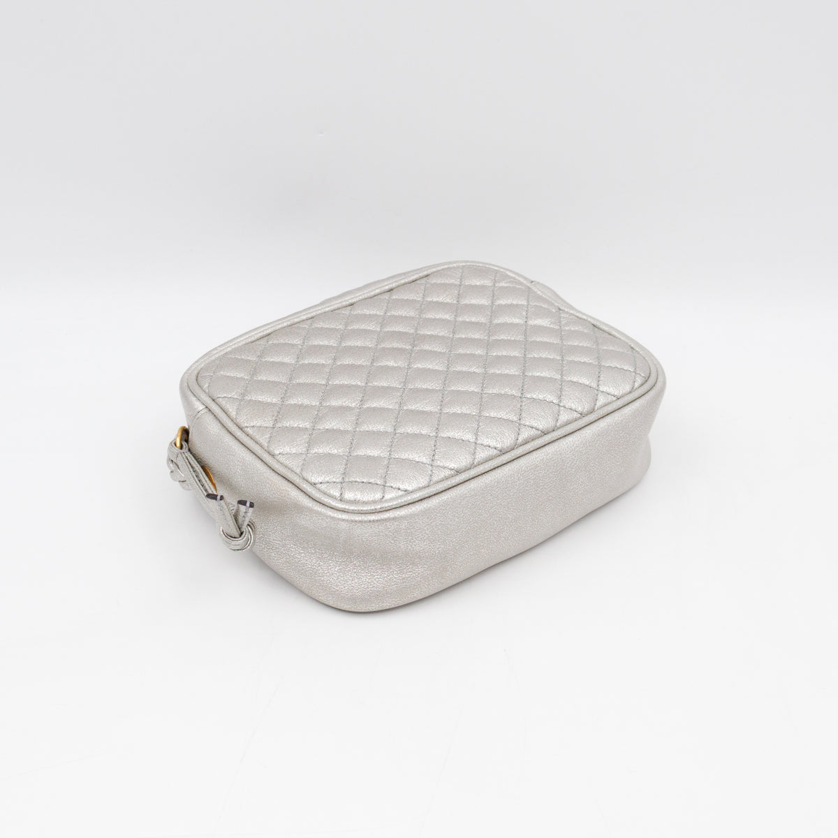 GG Shoulder Bag Silver Metallic Quilted Leather