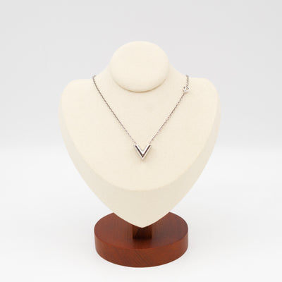 Essential V Supple Necklace Silver