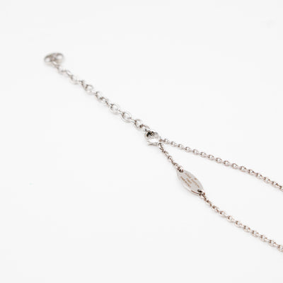Essential V Supple Necklace Silver