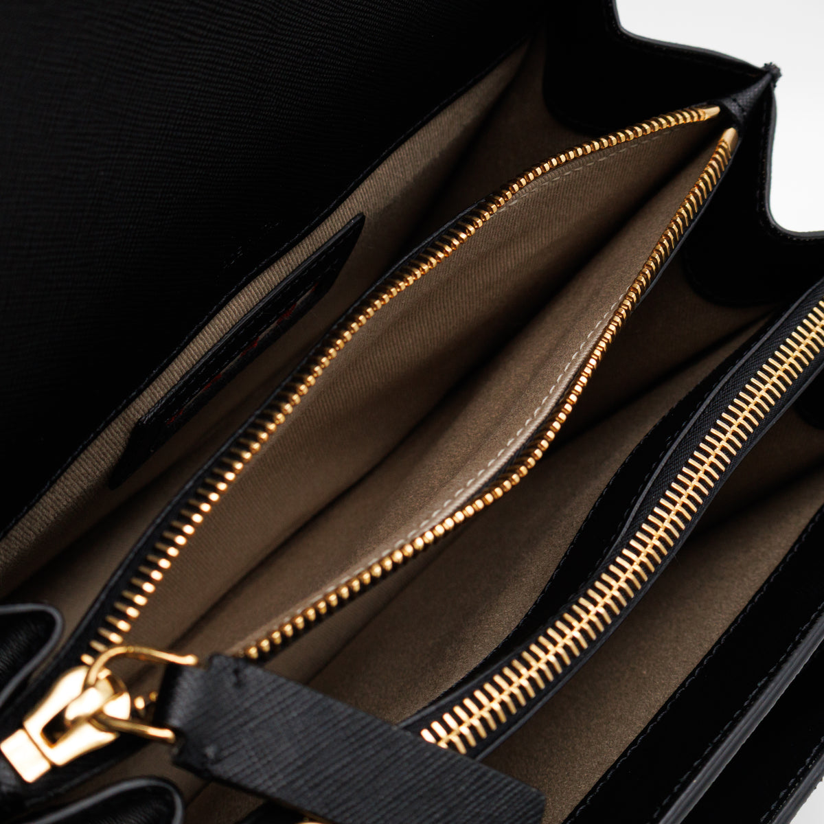 Trunk Bag Medium Black & White Leather