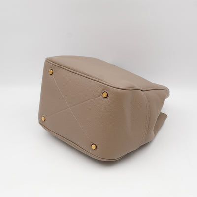 Hampstead Grey Grained Leather