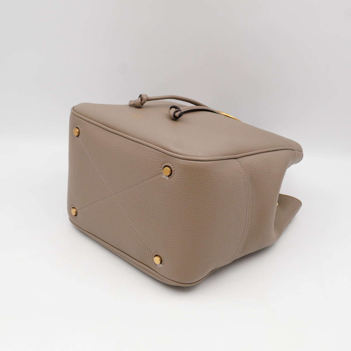 Hampstead Grey Grained Leather