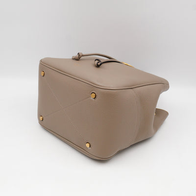 Hampstead Grey Grained Leather