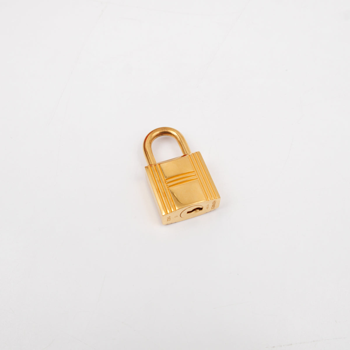 Picotin Lock 22 Red & Brown Taurillon Clemence