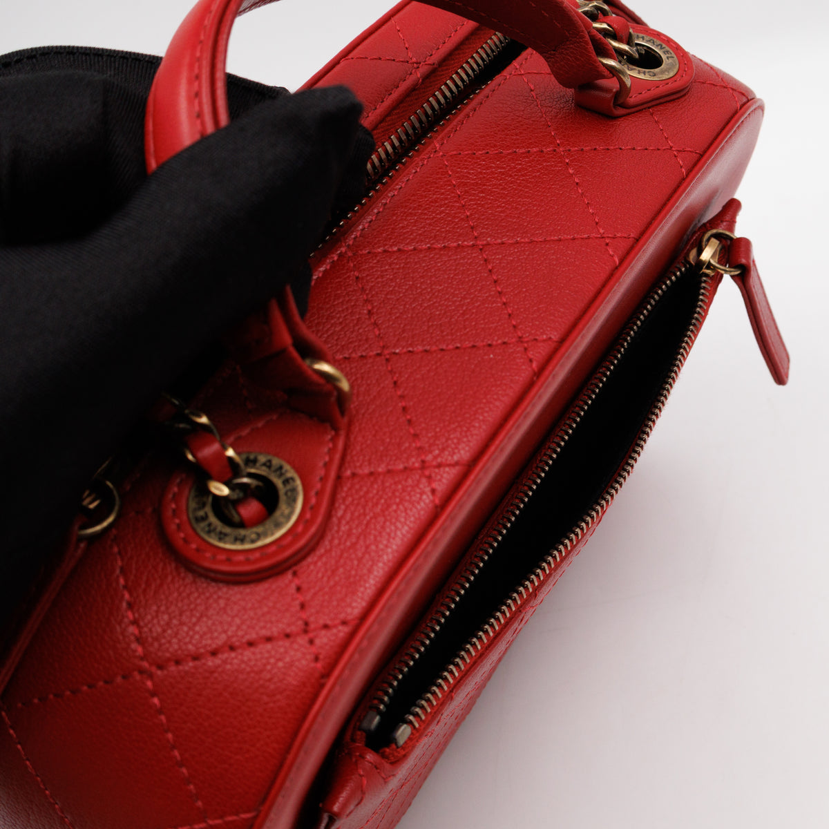 Coco Curve Vanity Case Bag Red Leather