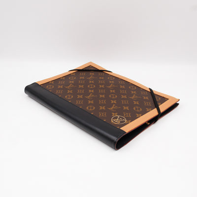Art Folder Monogram