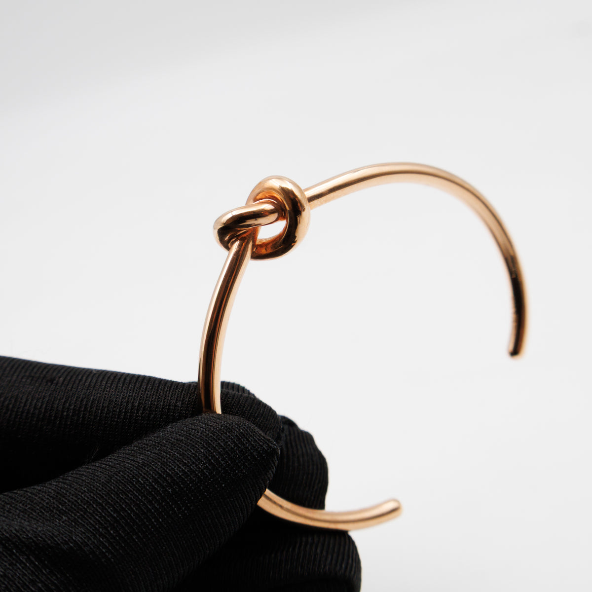 Knot Extra-Thin Bracelet Rose Gold