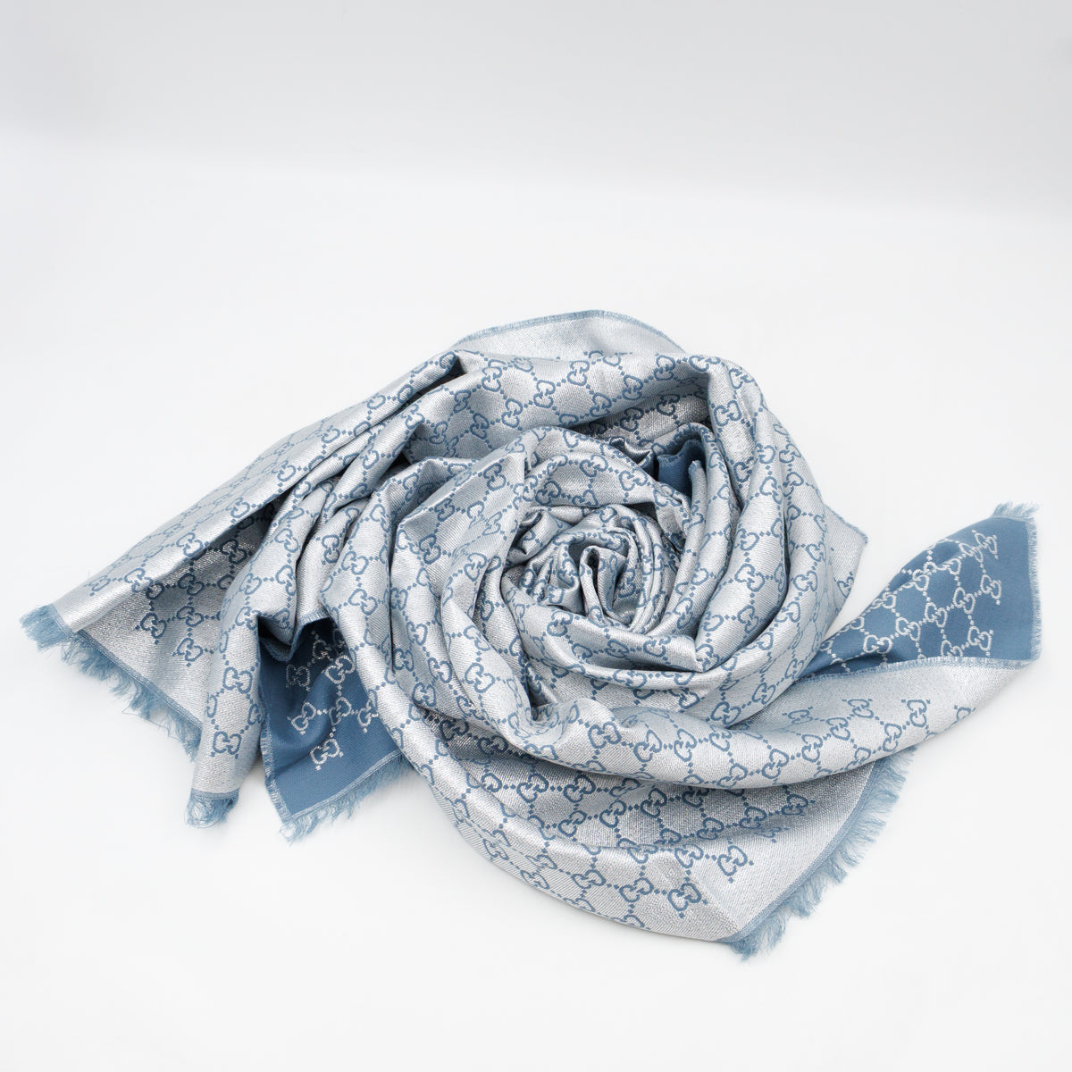 Metallic Guccissima Scarf Periwinkle Silver