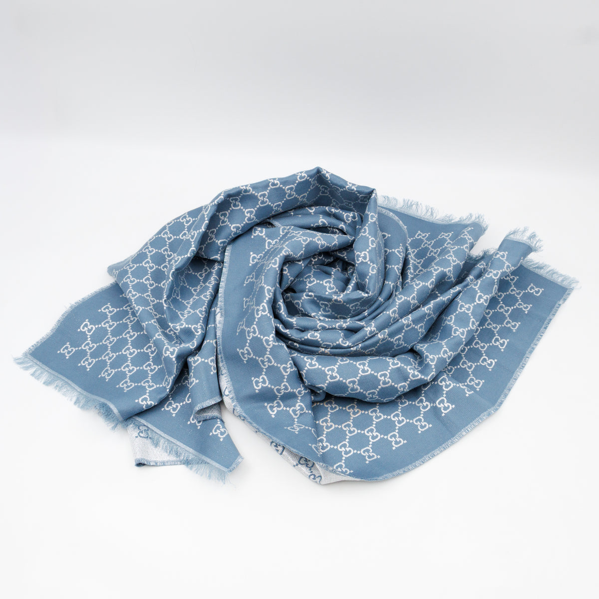 Metallic Guccissima Scarf Periwinkle Silver