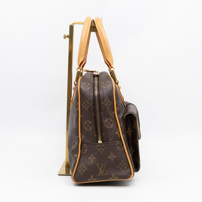 Manhattan PM Monogram