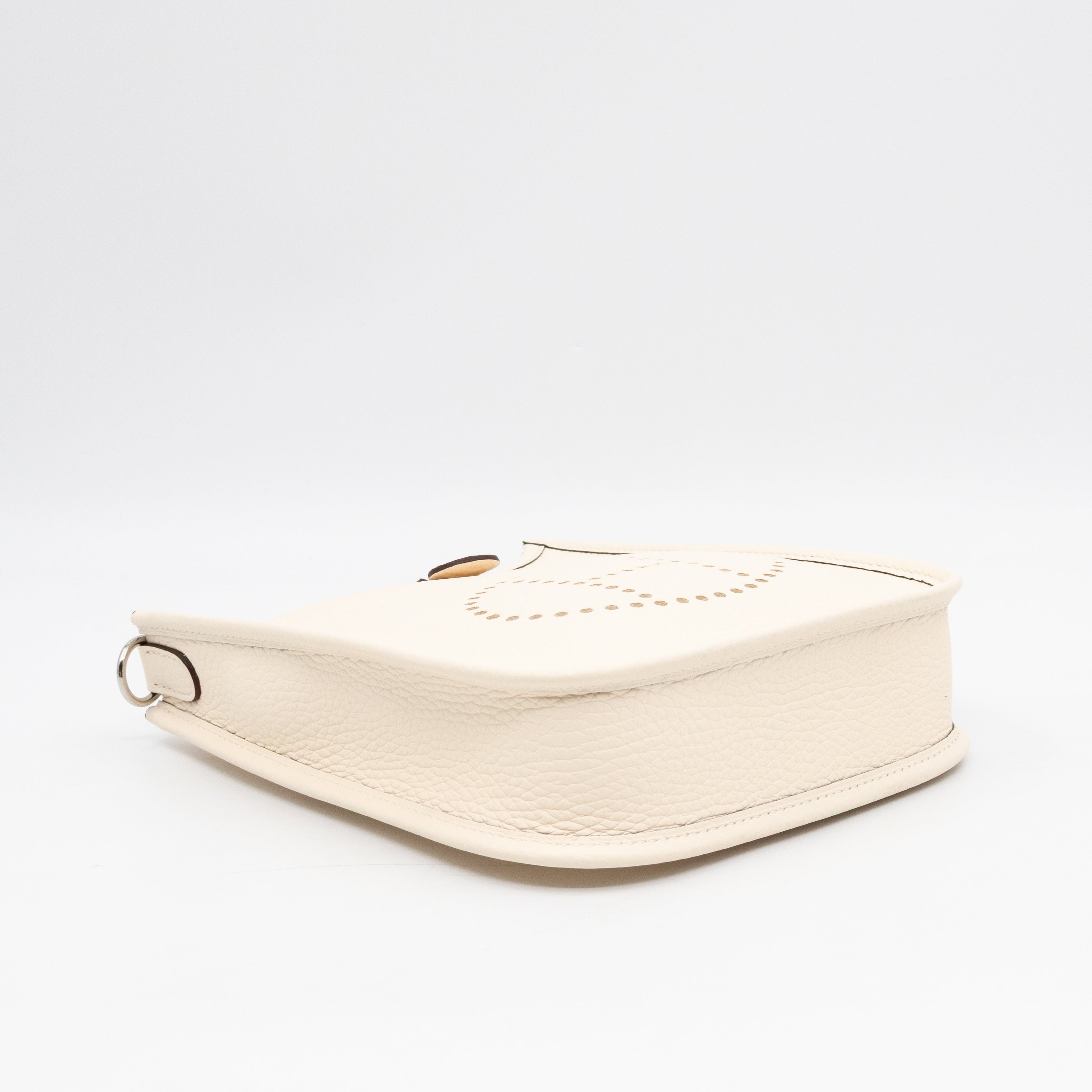 Evelyne 16 Mini Nata Leather