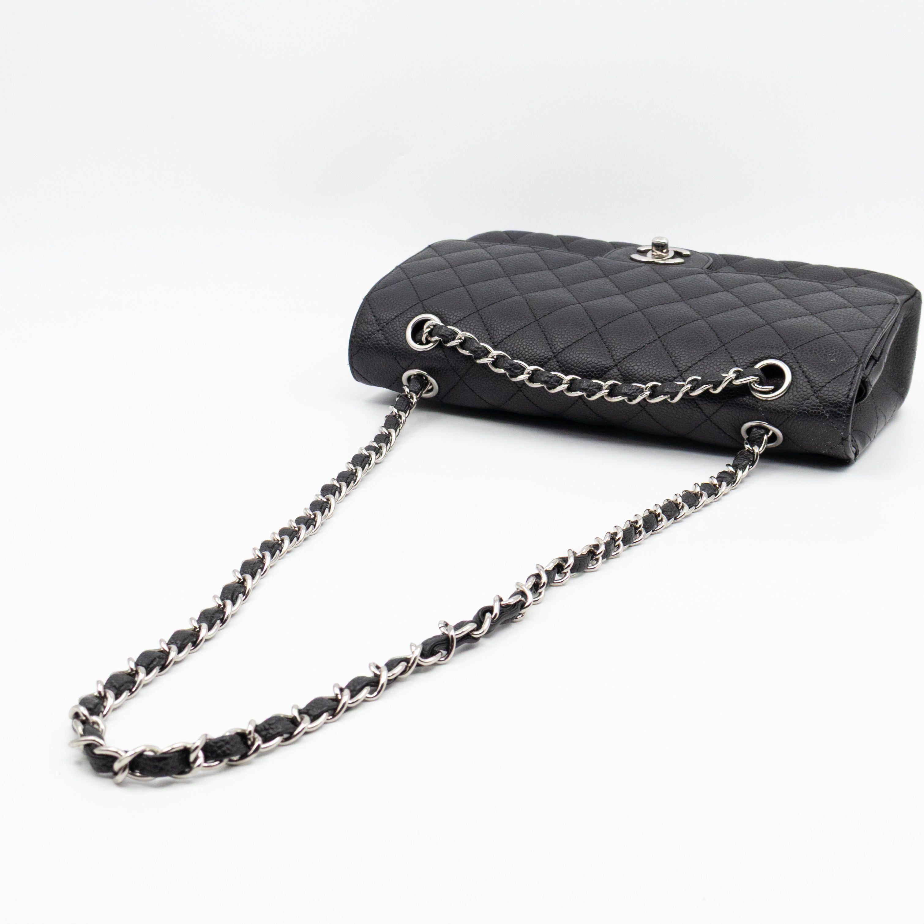 Classic Double Flap Medium Black Caviar Leather Silver