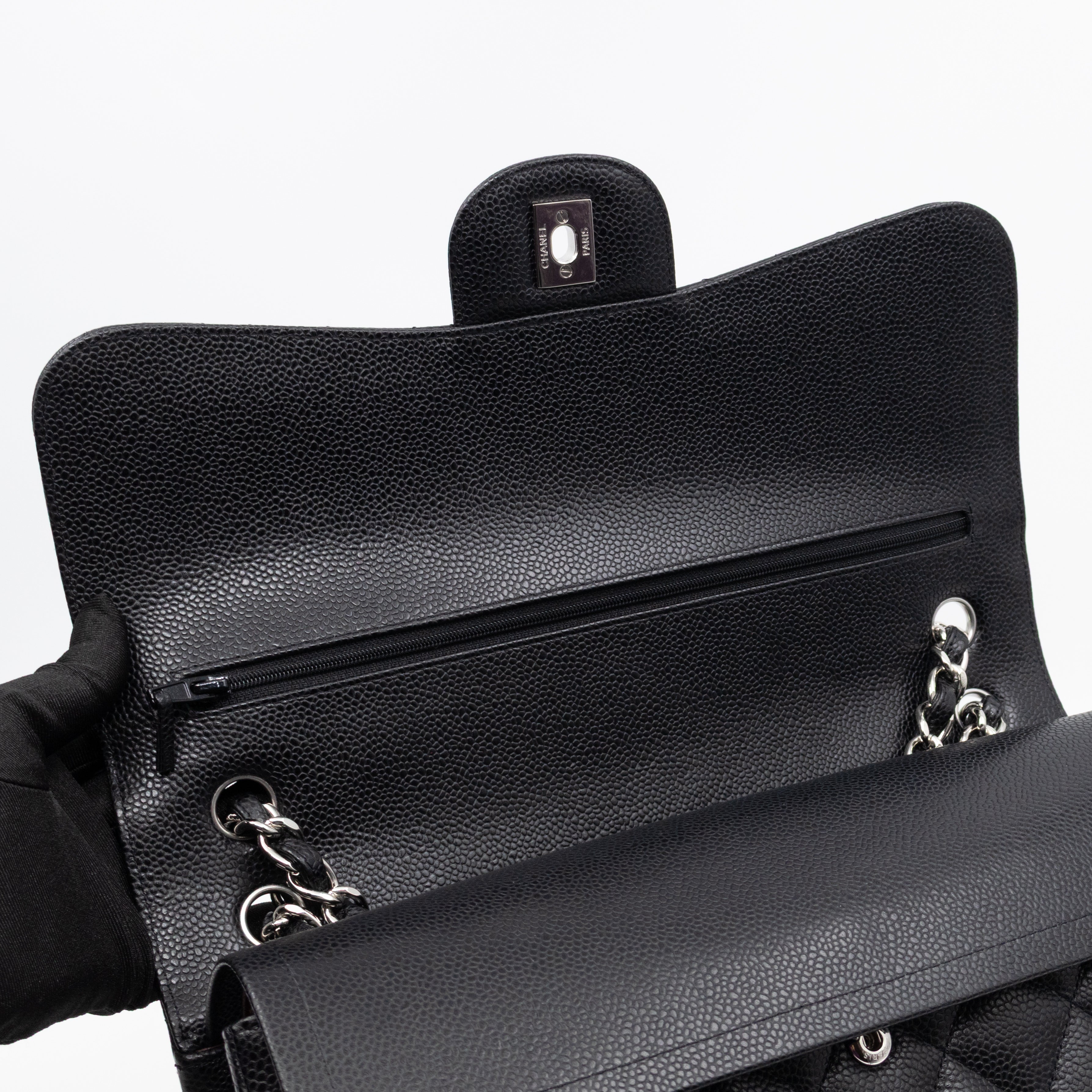 Classic Double Flap Medium Black Caviar Leather Silver