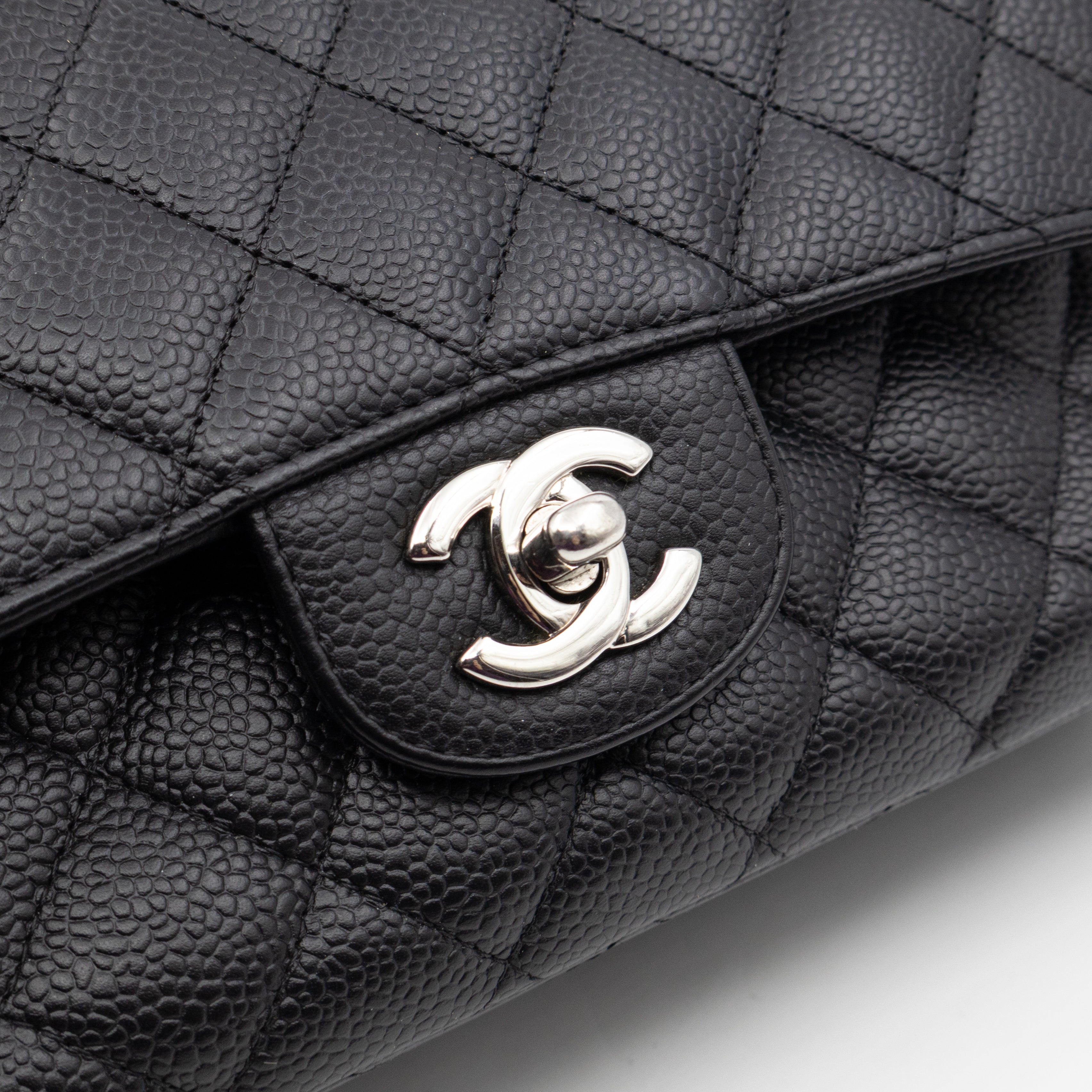 Classic Double Flap Medium Black Caviar Leather Silver