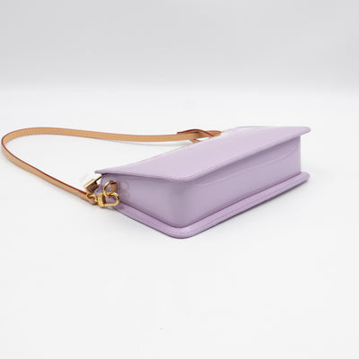 Lexington Pochette Lilac Vernis Leather