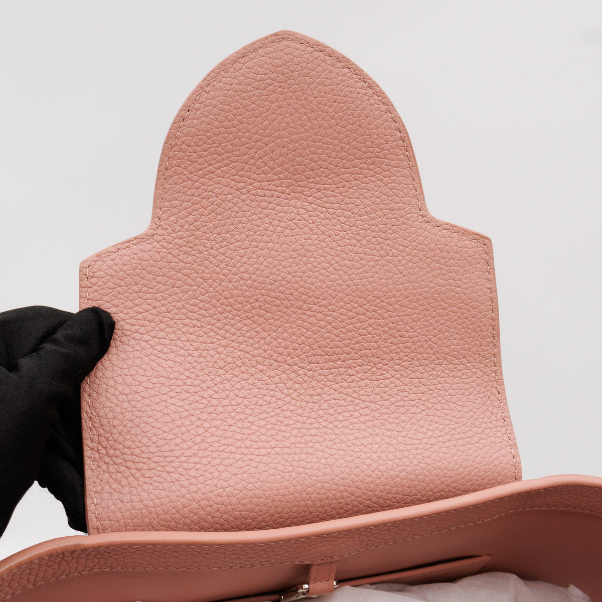 Capucines MM Taupe & Rose Taurillon Leather
