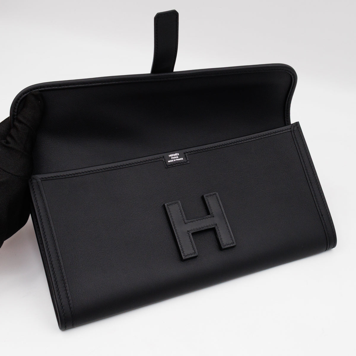 Jige Elan 29 Clutch Black Swift Leather
