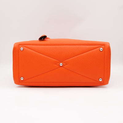Victoria II 35 Orange Leather