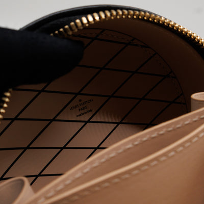 Mini Boite Chapeau Black Vernis Gold