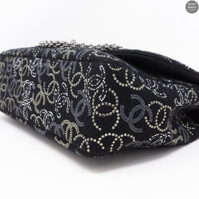 Paris Shanghai Jumbo Strass Flap Bag