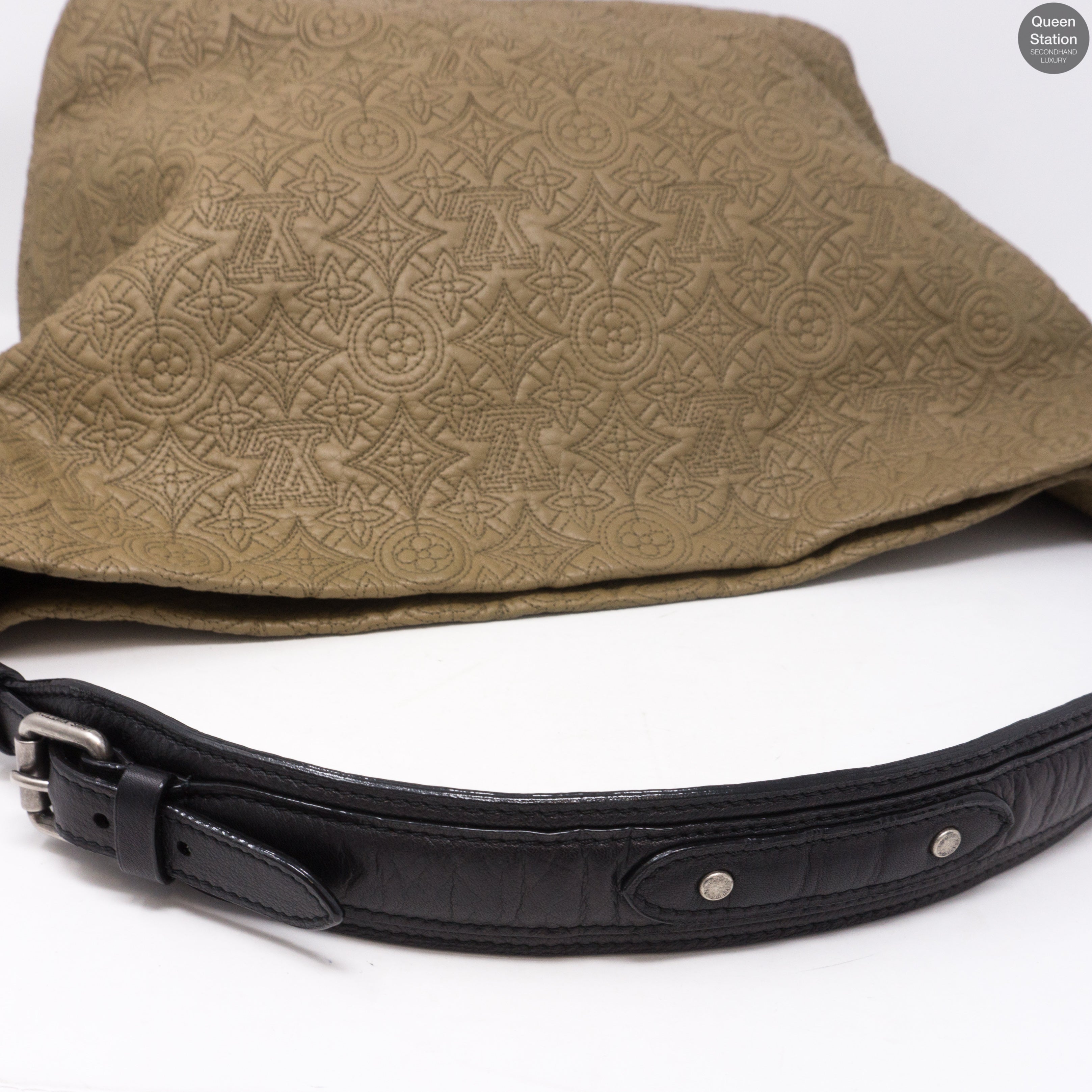 Antheia Hobo PM Khaki Quilted Leather