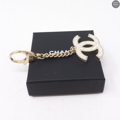 Quilted CC Bag Charm Gold Pearly White