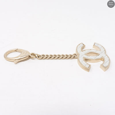 Quilted CC Bag Charm Gold Pearly White