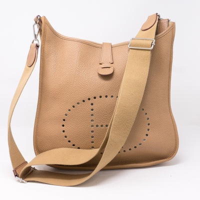 Evelyne III Beige